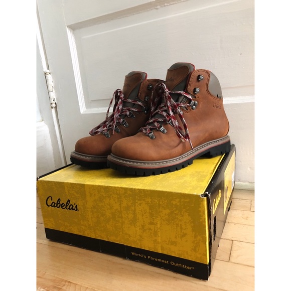 vintage style hiking boots women's